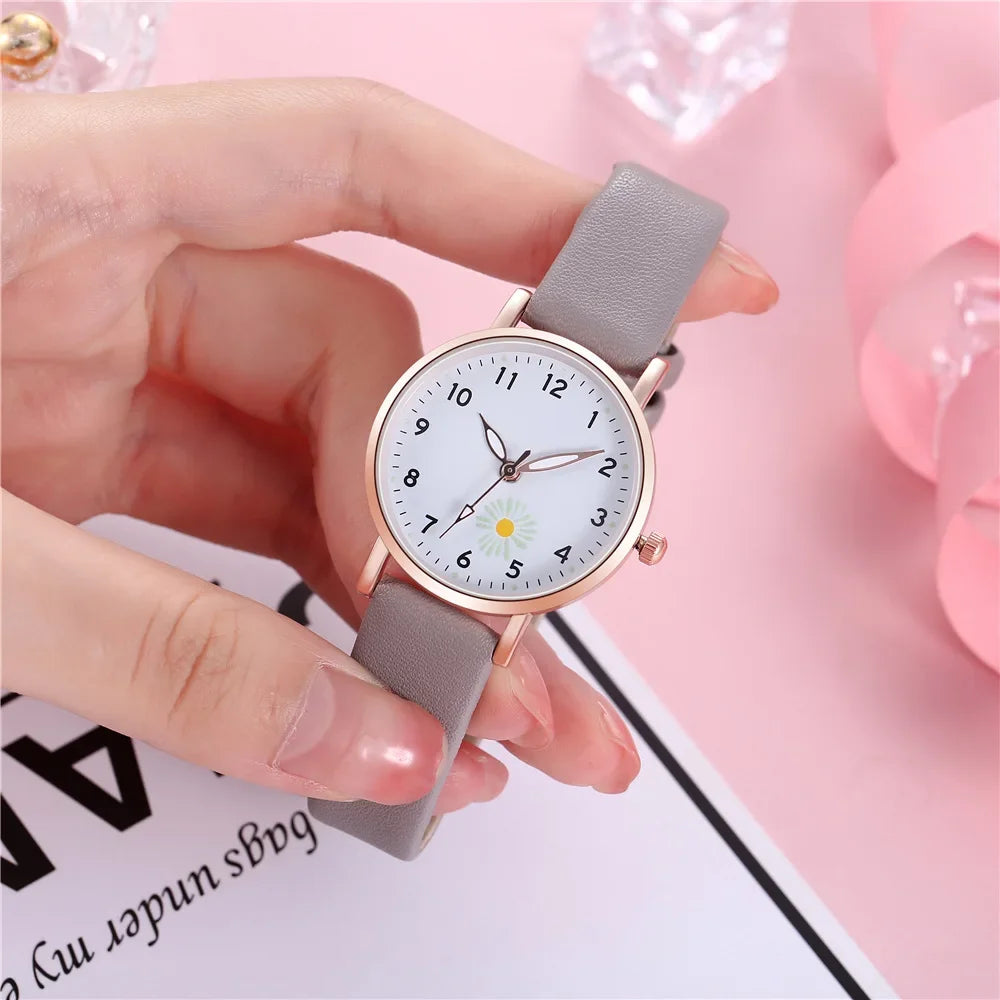 Trendy Ladies Wrist Watches Luminous Women Simple Watches Casual Leather StrapWatch Clock Femme