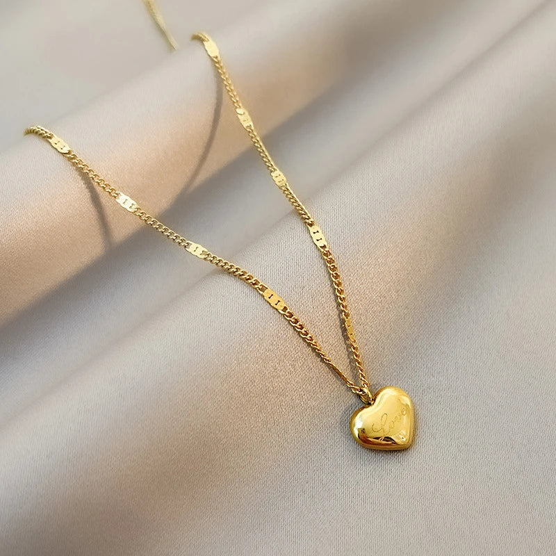 1pcs Gold-color Necklace Ms Simple Fashion Peach Heart Engraved Love Collarbone Chain Holiday Gifts